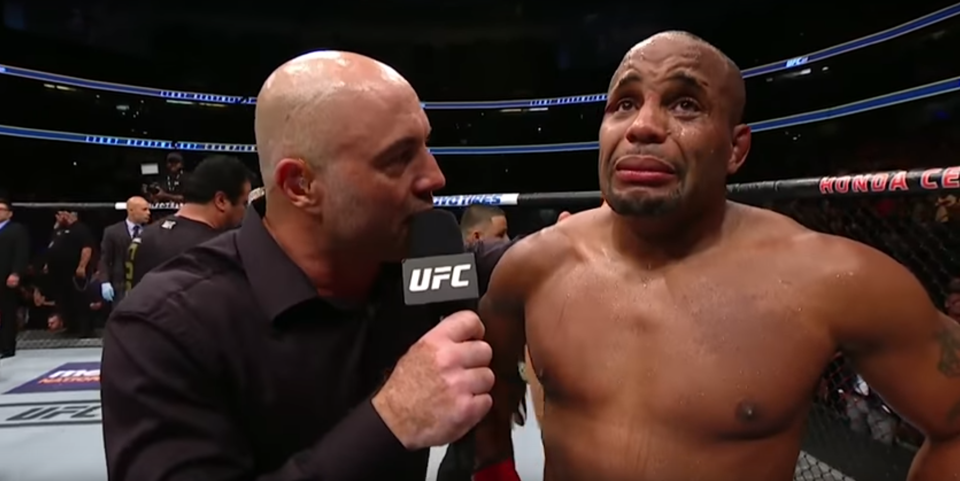 Joe Rogan Apologizes For Interviewing a Clearly Concussed Daniel