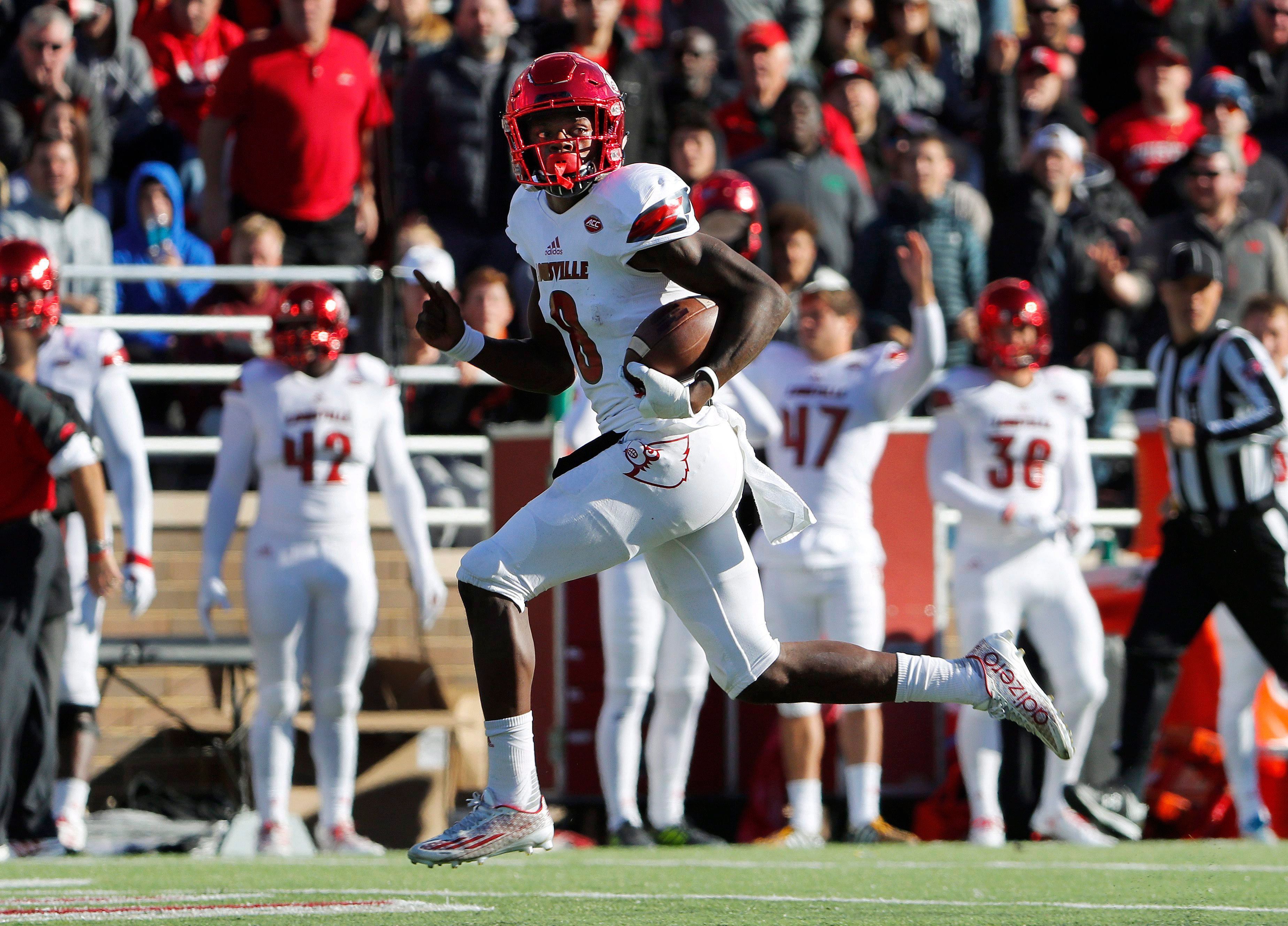 ncaa-football-15-favorites-to-win-the-heisman-trophy-sportsbreak