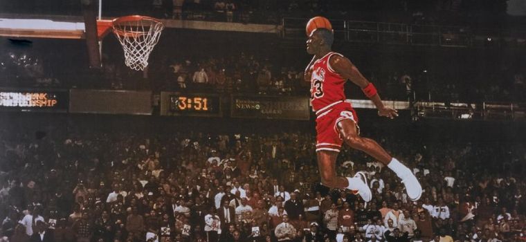 The Most Iconic NBA Dunk Contest Jams Ever – SportsBreak