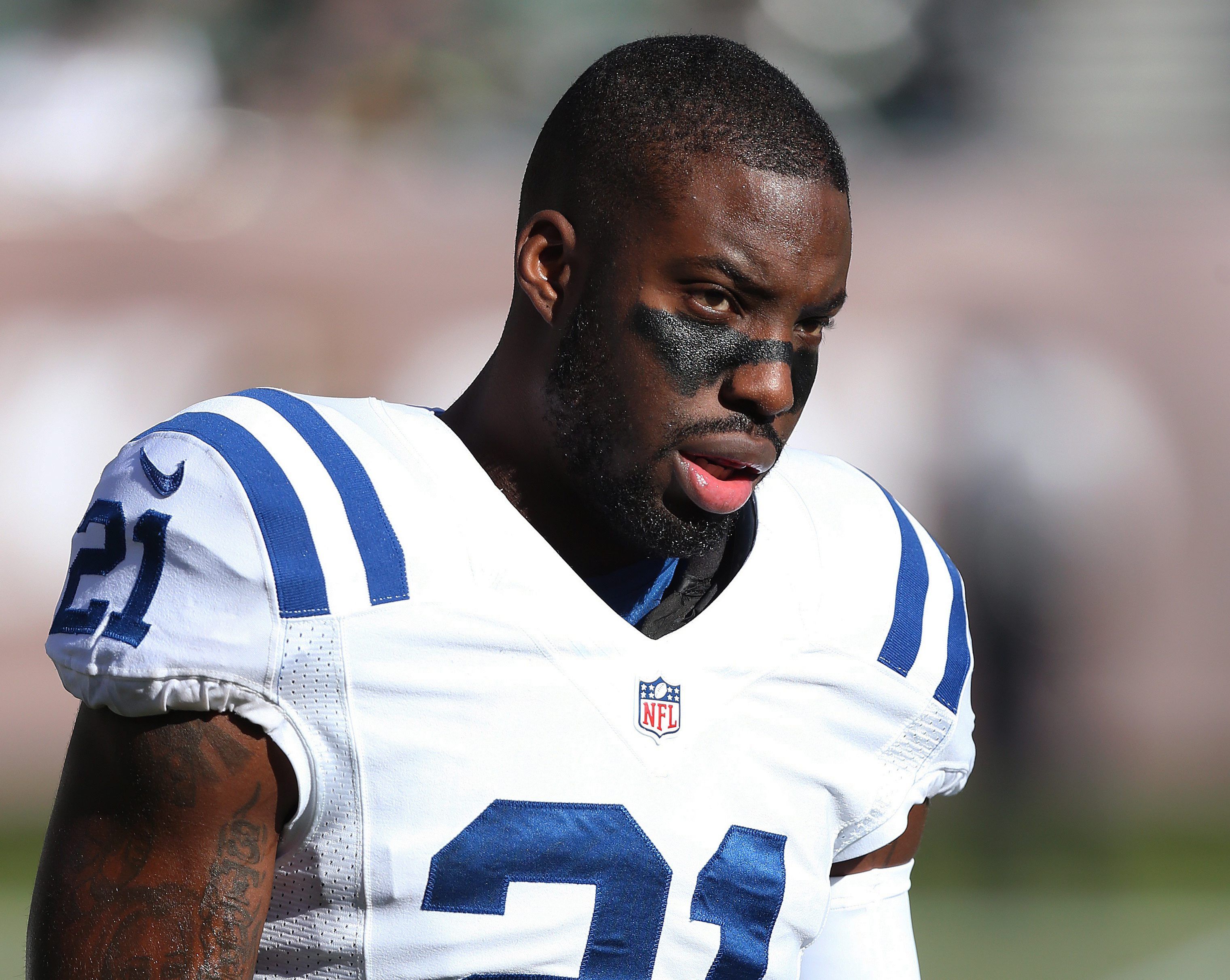 Vontae Davis Needs Season Ending Surgery, So The Colts Are Cutting Him